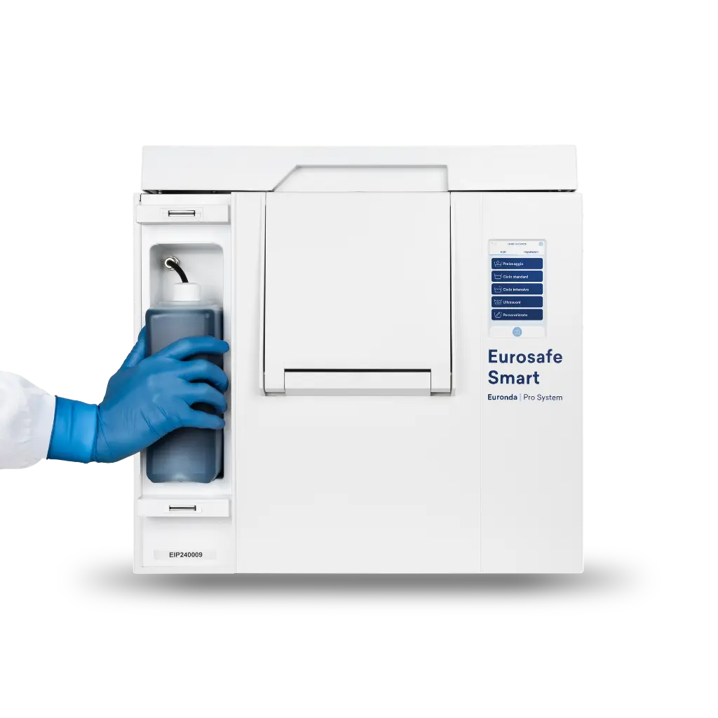 Eurosafe Smart_assistant changing disinfectant_front.webp